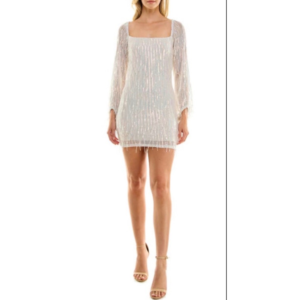Speechless Sequin Mini Dress Womens Medium White Iridescent NEW Fringe Party NWT